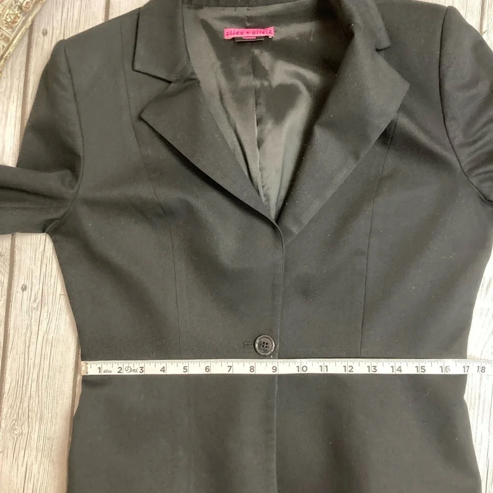 Alice + Olivia To‎ work Blazer